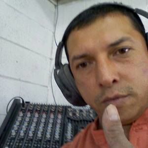 Meet your Posher, Leo